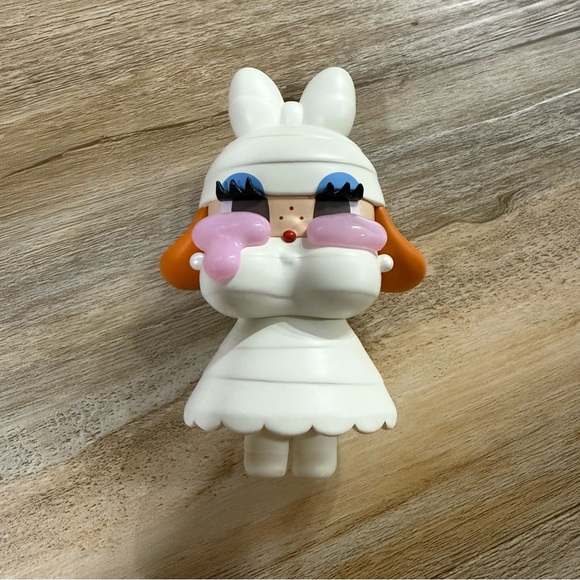 *RARE* Crybaby Monster Tears Figurine - LADY MUMMY - Pop Mart 100% Authentic - Picture 5 of 14